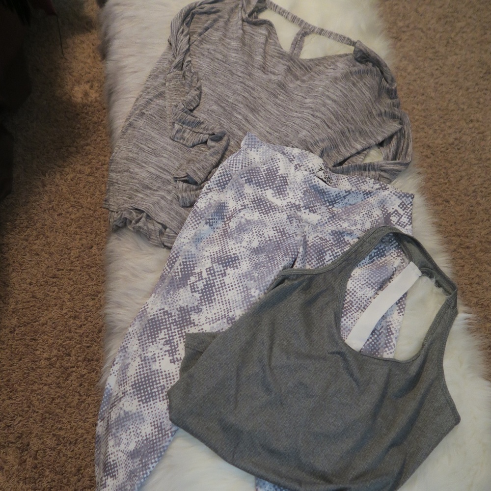 old navy leggings and two tops